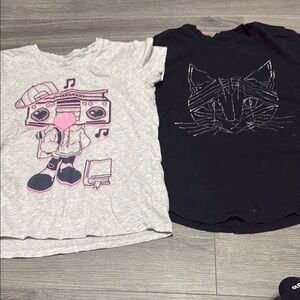 Old Navy Gray and Black Short Sleeve Tees with Graphic Prints**